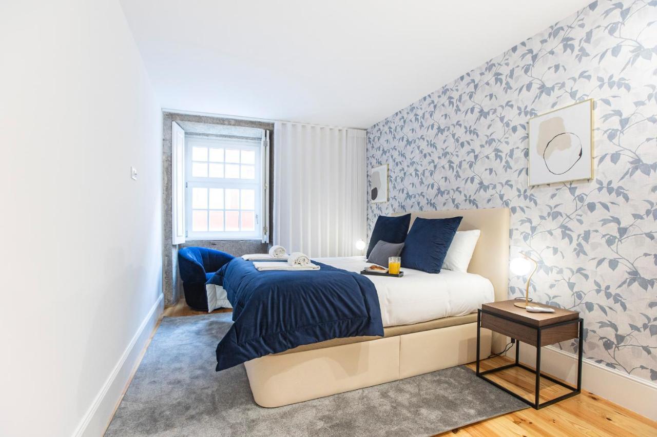 Elegant Downtown 1Br Flat W/ Ac By Lovelystay Porto Exterior photo